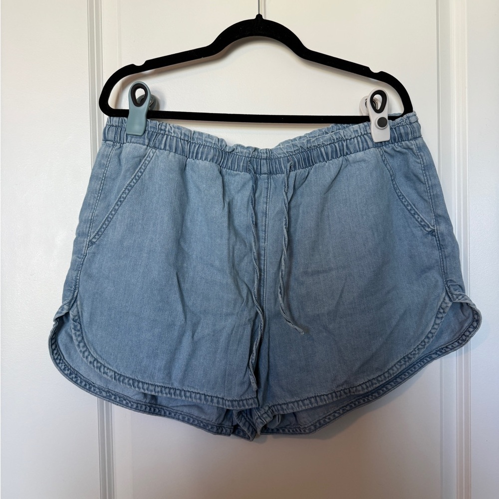 American Eagle Outfitters Light Blue Denim Shorts